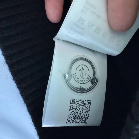 Moncler Wool & Cashmere Blend Beanie - Picture 6 of 9